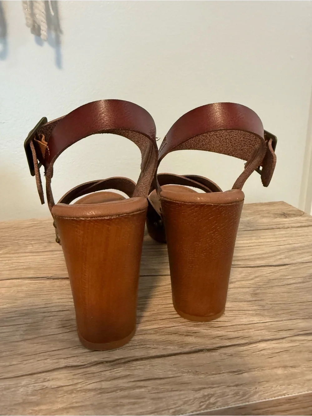 Cushionaire Classic Brown Platform Sandals with Ankle Strap
